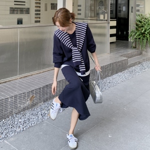 韩系学院条纹披肩藏青色卫衣半身裙套装女秋季2025新款休闲两件套图片