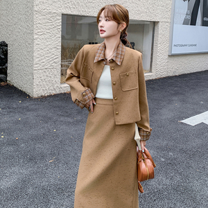 卡其色韩系小香风毛呢套装裙女春秋2025新款气质轻熟半身裙两件套图片