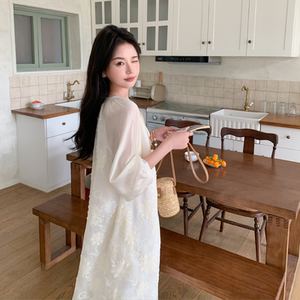 法式提花白色连衣裙女2025新款夏季小个子甜美减龄气质高级感长裙图片