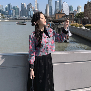 2025新款春季复古印花牛仔短外套图片