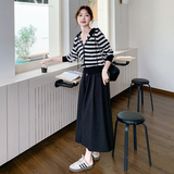 时尚套装女黑白条纹针织连帽开衫毛衣女春秋半身裙两件套穿搭，女装套装/套裙，2C166