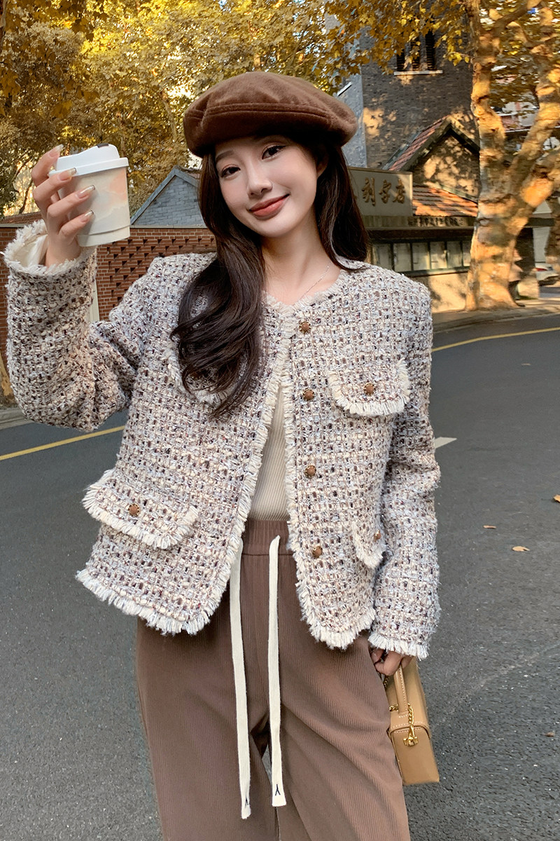 主推小个子短款羽绒服宽松小香风外套A11-p235-k329图片