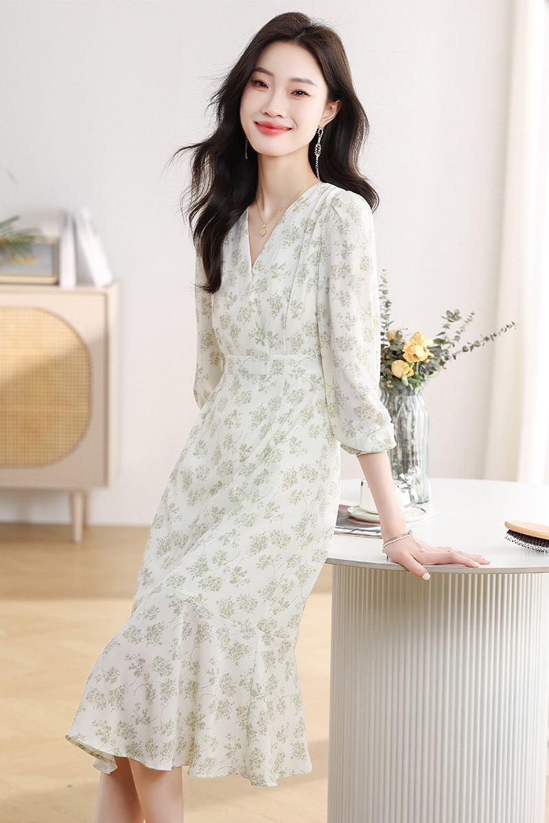 2025新款雪纺碎花法式显瘦减龄气质中长款长袖连衣裙,女装连衣裙,丽莎妳雅