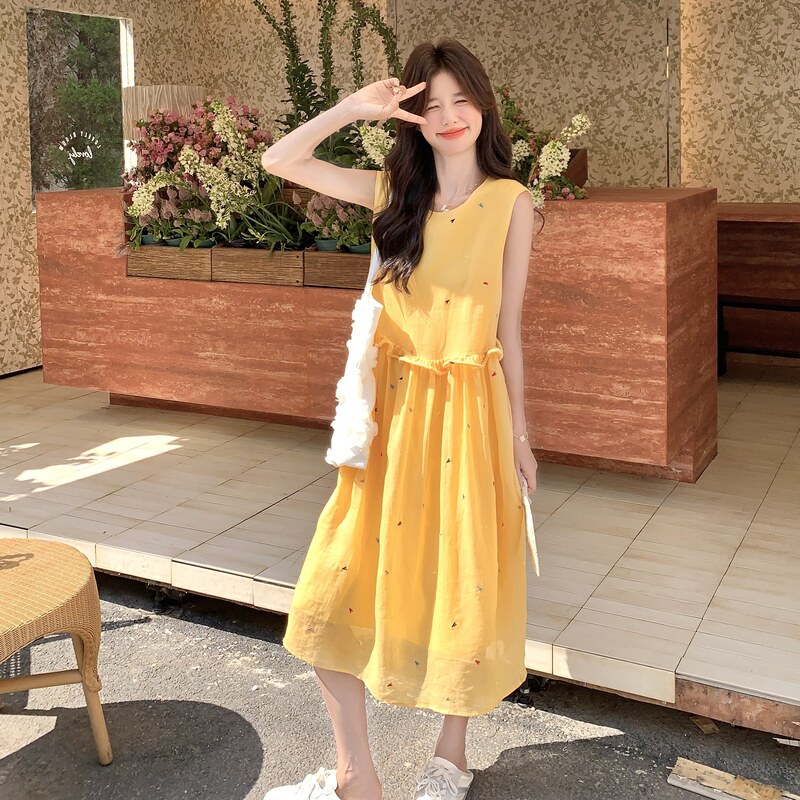 黄色洋气爱心刺绣无袖连衣裙子女2025夏季绝美背心裙小个子长裙潮,女装连衣裙,2C117