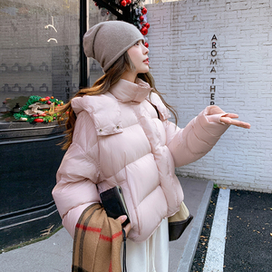 泡芙感粉色羽绒服女冬季2025新款高级感小个子超好看甜美风面包服图片