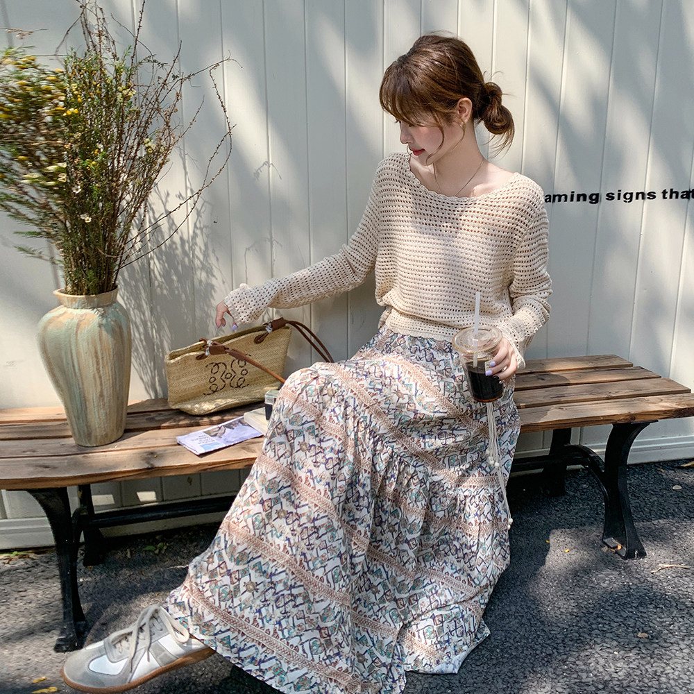 韩系慵懒风休闲套装女2025春季新款针织镂空上衣碎花半身裙两件套,女装套装/套裙,2C166