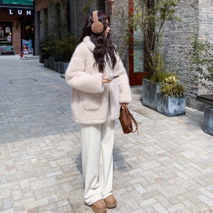 潮流时尚两面穿皮毛一体羊羔毛外套女2025年冬季新款加厚保暖棉袄图片