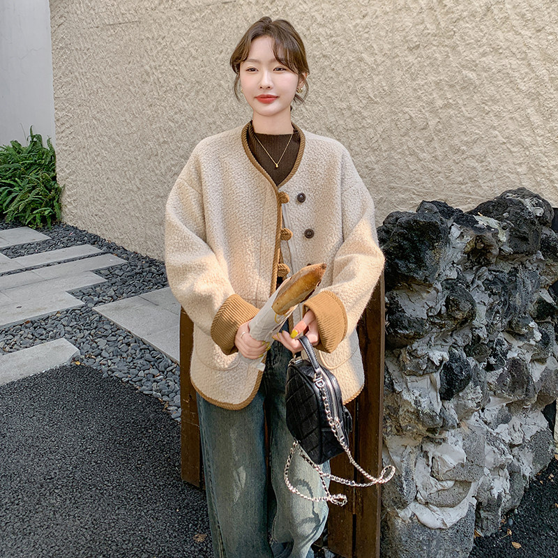 皮毛一体小香风羊羔绒外套女2025新款秋冬小个子加厚短款毛毛棉服,女装短外套,2C225