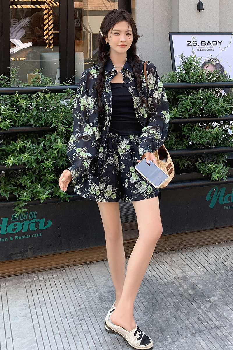撞色天丝衬衫防晒套装女夏新款小个子宽松阔腿短裤印花时尚两件套,女装套装/套裙,2C107