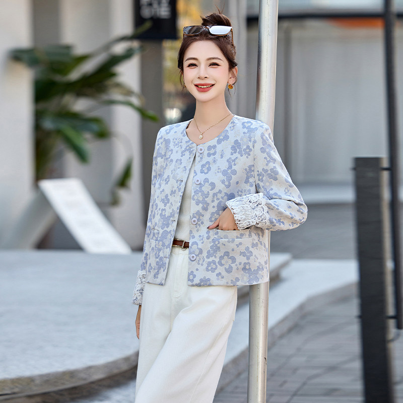新中式国风提花短外套女2025春季新款气质设计感宽松复古印花上衣,女装短外套,衣佳和