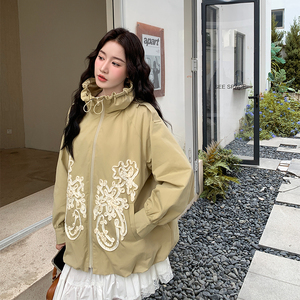 卡其色韩版宽松慵懒风绳盘绣短款风衣女秋季2025新款显高显瘦外套图片