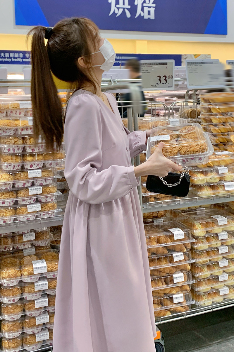 法式减龄V领粉色连衣裙女2024春秋新款小个子宽松显瘦A字中长款裙,女装连衣裙,2C057