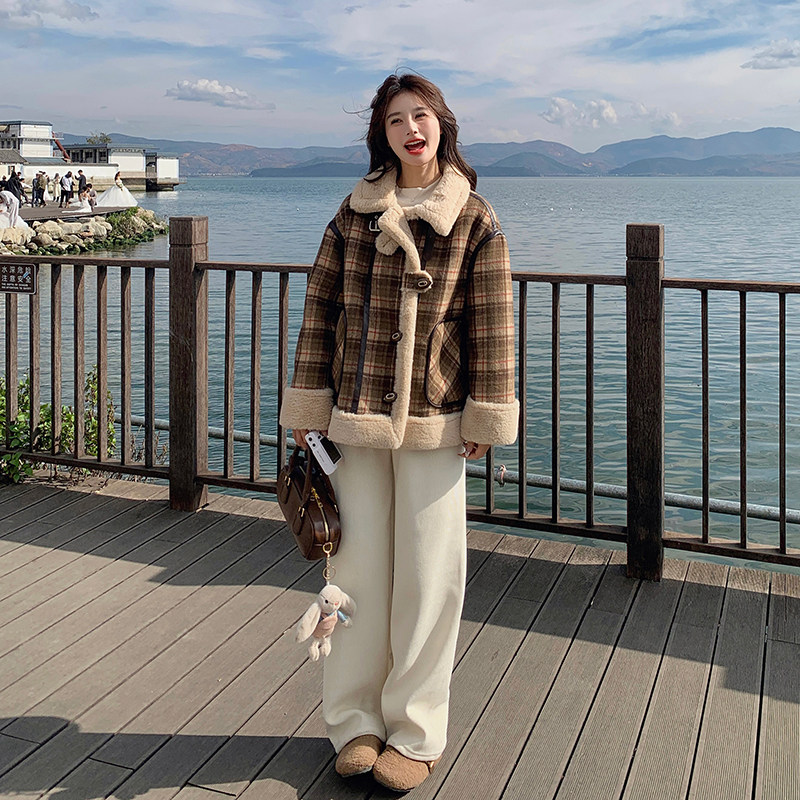 格子小个子加绒加厚羊羔毛外套女2024冬时尚机车甜酷休闲皮毛一体,女装棉衣/棉服,2C203