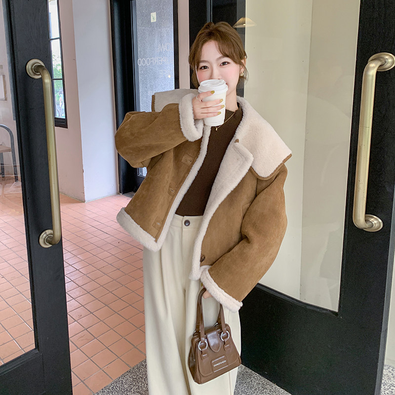 咖色羊羔毛宽松学院风皮毛一体外套韩系减龄棉服6086P195K288,女装棉衣/棉服,2C166