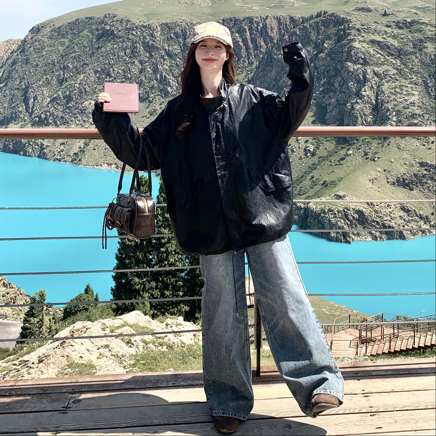 设计感皮衣外套女春秋款宽松休闲百搭上衣潮酷洋气中长款PU皮夹克,女装短外套,2C166