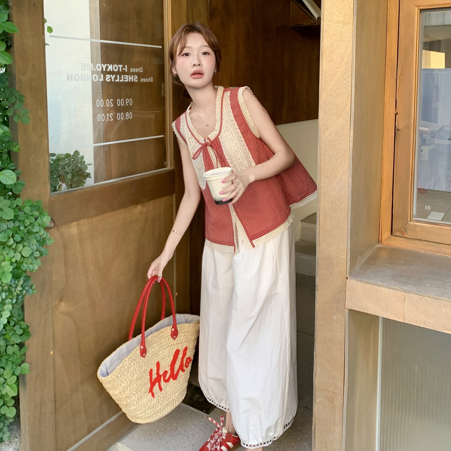 新品现货！！红格上衣+白色裤子套装2C203-2859-P155-K238,女装套装/套裙,2C203