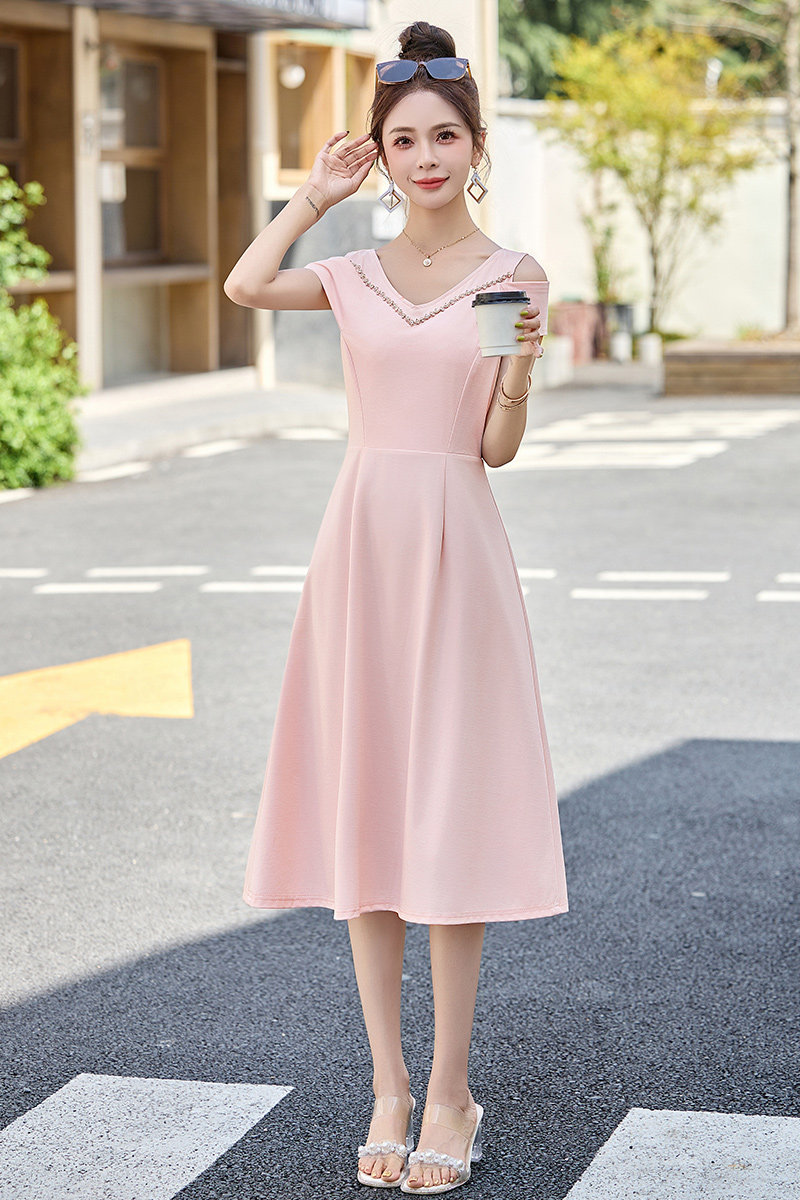 小香风粉色连衣裙女夏季2025新款气质显瘦减龄露肩设计感礼服裙子,女装连衣裙,吾爱衣