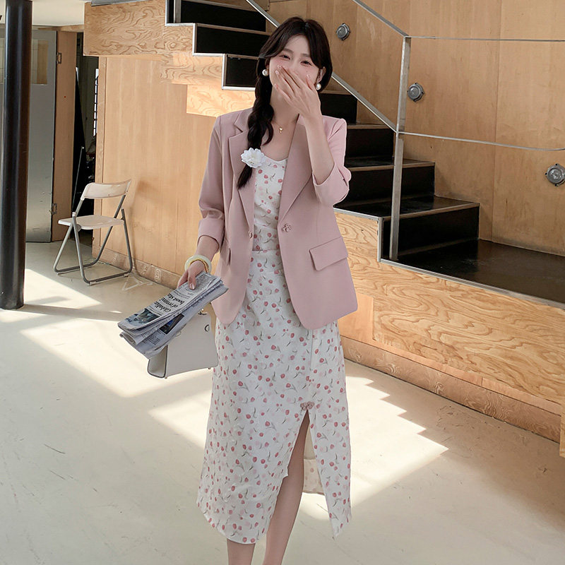 2025春秋季新款高级感温柔碎花吊带连衣裙两件套女时尚西服套装裙,女装套装/套裙,2C081