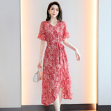 2025夏季新款法式优雅淑女气质ol大摆V领雪纺印花连衣裙女，女装连衣裙，自然秀，女装连衣裙，自然秀
