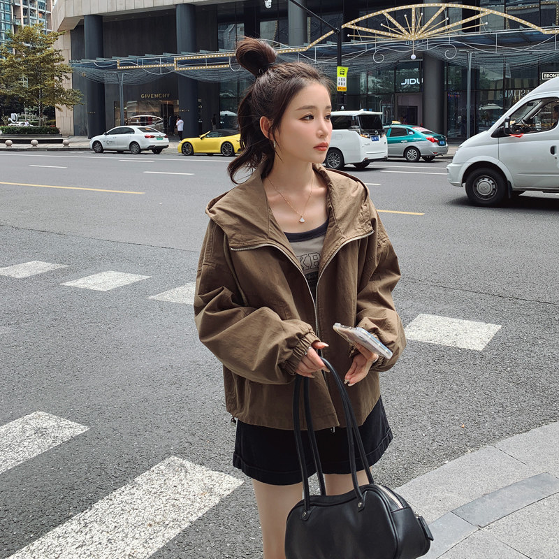 【新品档口现货】2025女装秋装休闲风衣外套266-P135-K185,女装短外套,2C266