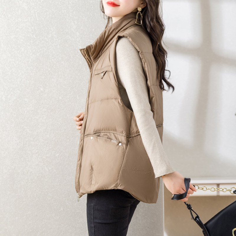 羽绒马甲女2025年冬季新款小个子短裤羽绒服宽松外穿背心马夹外套,女装羽绒服,蓝朵琳