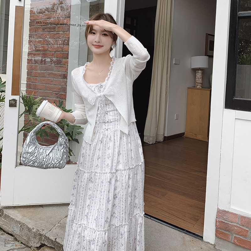 白色温柔风碎花吊带连衣裙套装女2025夏日绝美穿搭蕾丝开衫两件套,女装套装/套裙,2C177