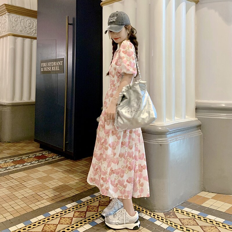法式温柔碎花长裙子女夏季2024新款轻奢设计感粉色印花短袖连衣裙,女装连衣裙,2C201