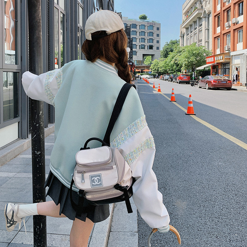 美式学院风棒球服外套女2024年春秋新款撞色拼接薄荷绿设计感上衣,女装短外套,2C088