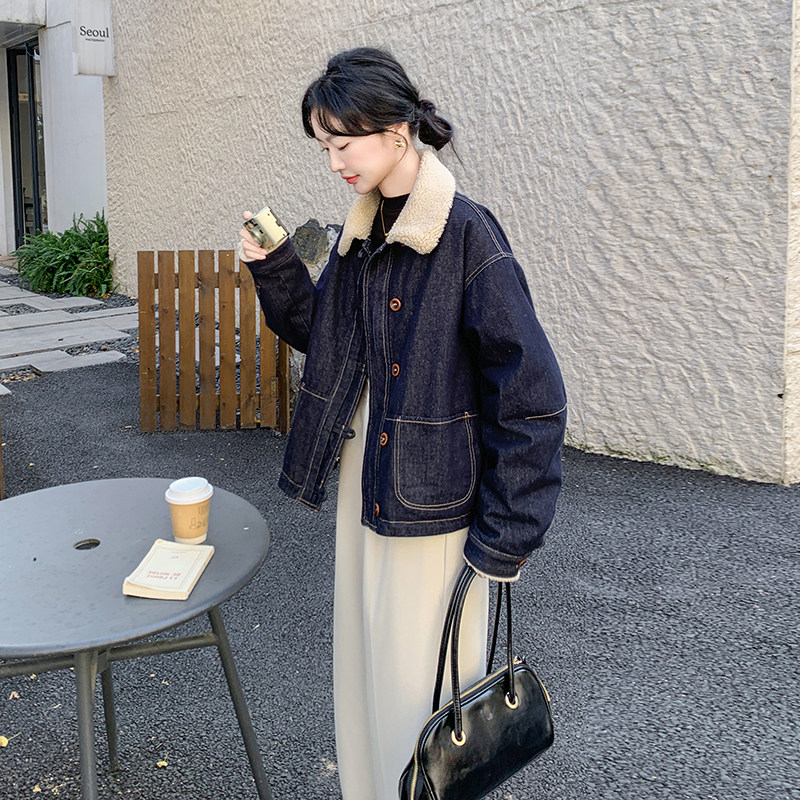 深蓝色羊羔毛领牛仔羽绒服新款女冬加绒加厚高级感90白鸭绒短外套图片