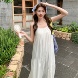 白色海边度假吊带裙女2025年夏季新款法式宽松减龄设计感连衣裙子，女装连衣裙，2C131