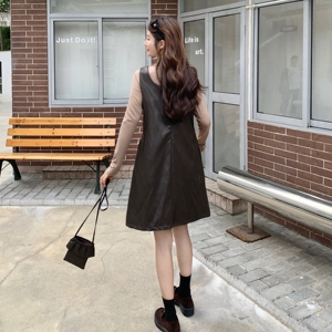 咖色针织打底衫皮背心连衣裙两件套女秋季2025新款小个子流行爆款图片