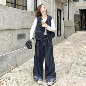 甜酷气质工装马甲套装裙女一整套穿搭2025秋新款高腰半身裙两件套图片