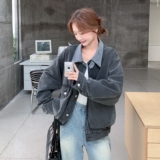 工装翻领牛仔短外套女春秋2025新款小个子巨好看减龄小众夹克上衣，女装短外套，2C206