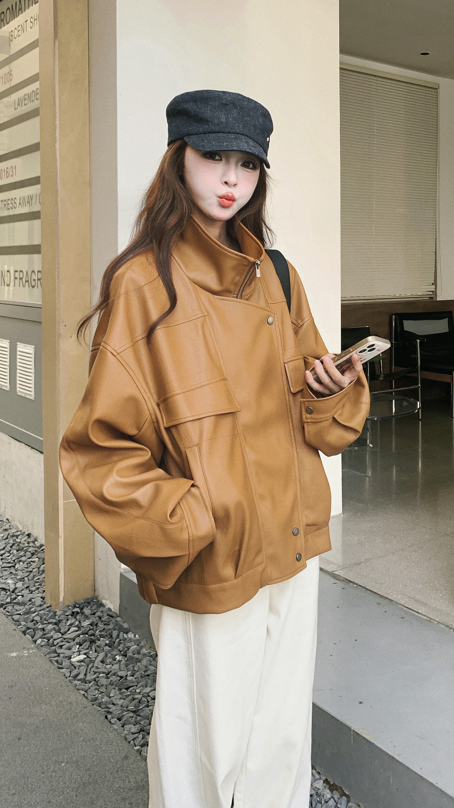 咖色立领皮衣外套女2025年秋季新款时尚超火绝美设计感减龄皮夹克,女装皮衣,2D008