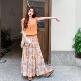 温柔系穿搭针织上衣套装女夏新款法式复古度假印花半身裙两件套，女装套装/套裙，2C177