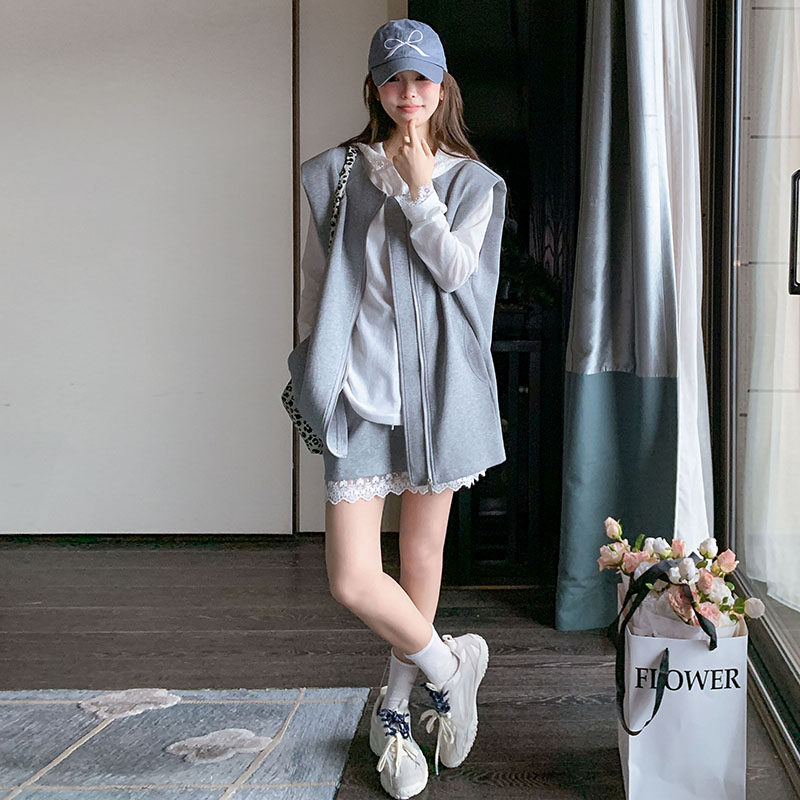 休闲灰色马甲连帽T恤蕾丝短裙套装女春秋季小个子三件套大方得体,女装套装/套裙,2C159