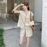 韩系chic气质单排扣马甲阔腿短裤两件套女2025夏季新款高级感简约，女装套装/套裙，2C159
