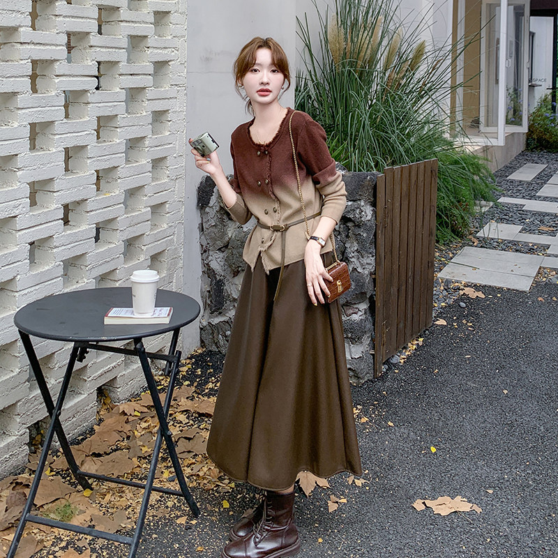 渐变色小香风时尚套装裙女2025法式设计感洋气减龄PU皮裙两件套,女装套装/套裙,2C166