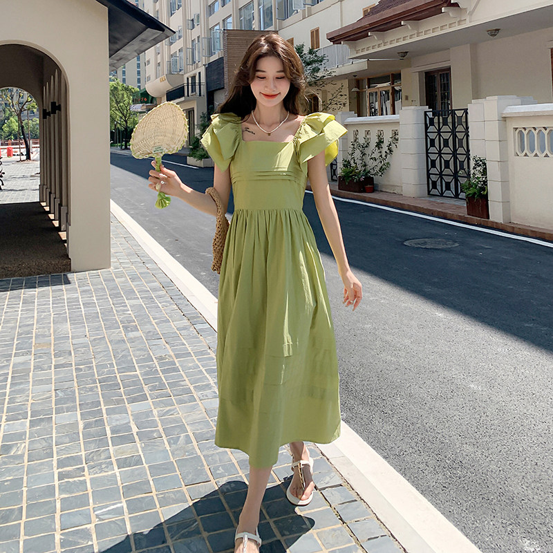 绿色小飞袖连衣裙女2025夏季新款法式温柔风气质绝美方领茶歇长裙,女装连衣裙,2C037
