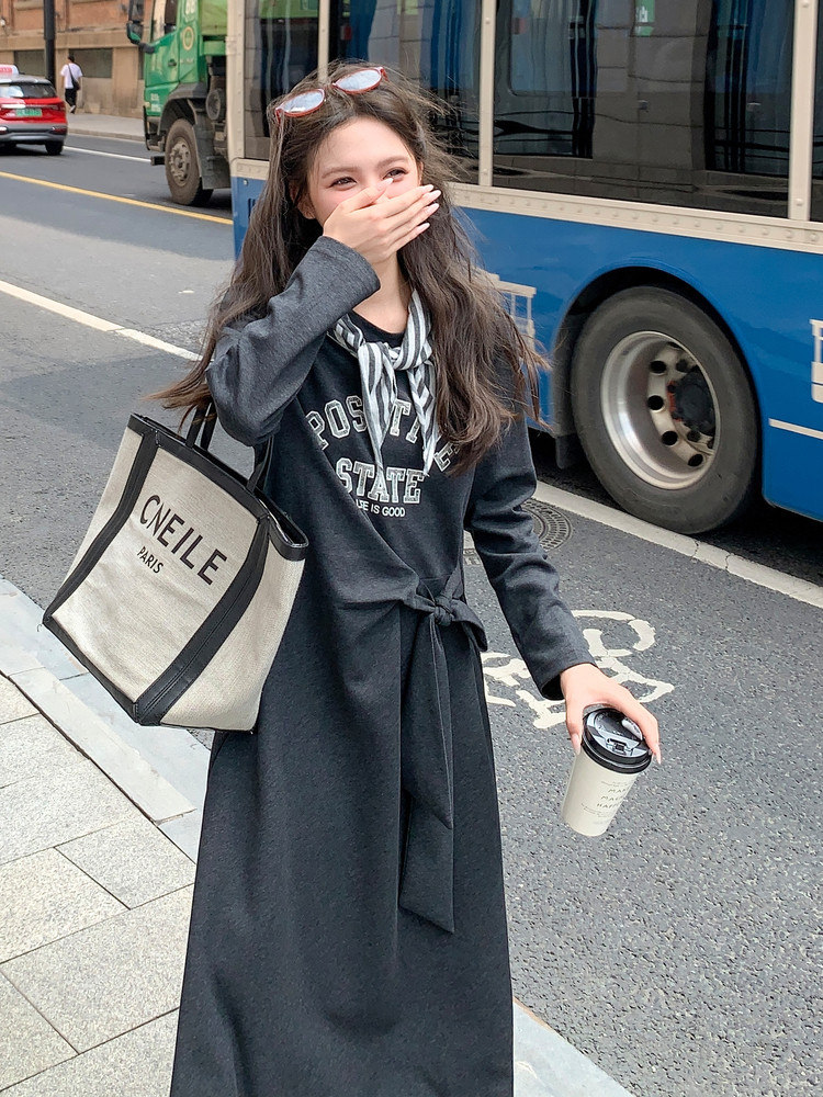条纹披肩字母长袖连衣裙女2025春秋新款韩系设计感绑带收腰T恤裙,女装连衣裙,2C353