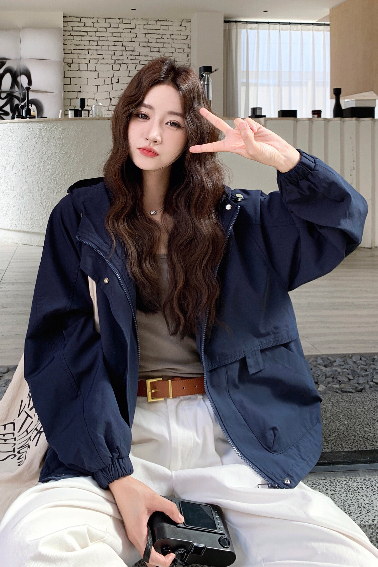 休闲藏青色连帽工装冲锋衣外套女春秋2025新款独特超好看夹克上衣,女装短外套,2C306