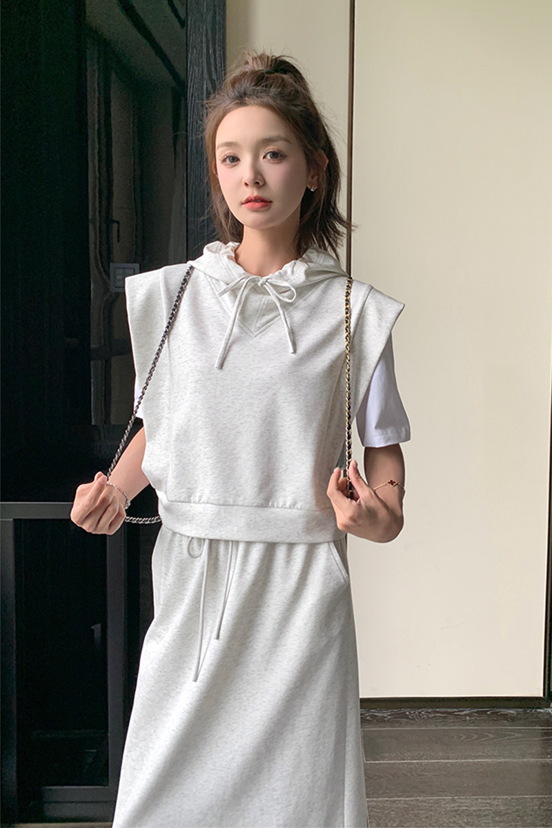 新款现货夏季新款假两件连帽套装女2C052-T88-P125-K178,女装套装/套裙,2C052
