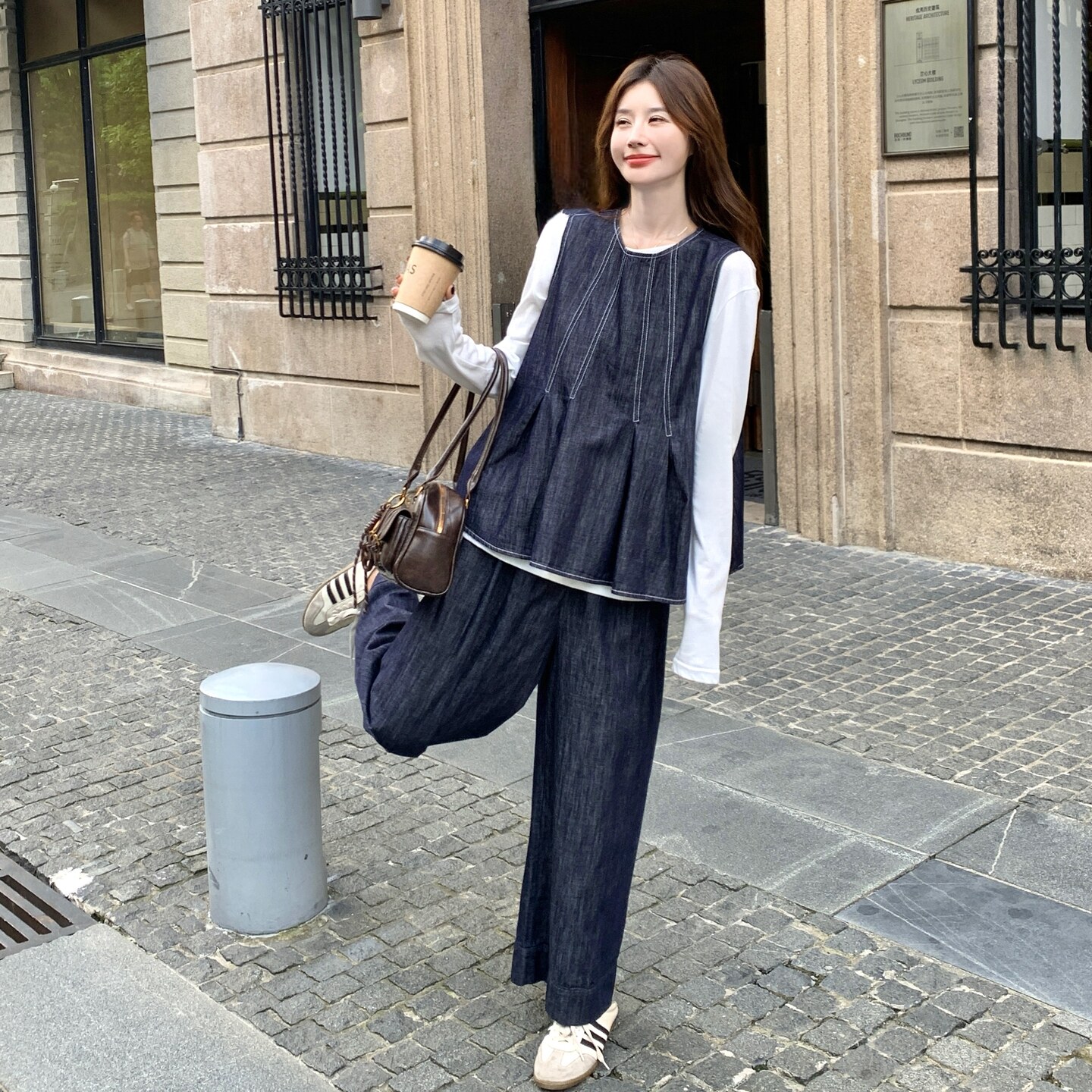 设计感时尚休闲韩版牛仔套装女春秋显瘦背心T恤阔腿裤三件套,女装套装/套裙,2C166