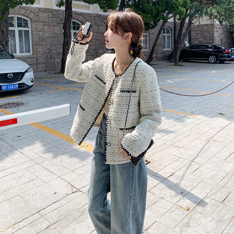 超好看韩系米白色小香风外套女春秋2025年新款名媛高级感气质上衣图片