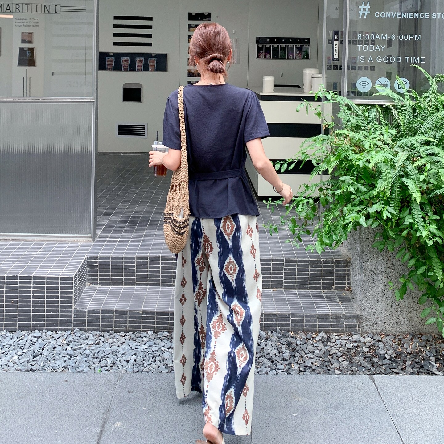 休闲T恤碎花阔腿裤套装女夏2025新款两件套绝美俏皮又酷又飒穿搭,女装套装/套裙,2C233