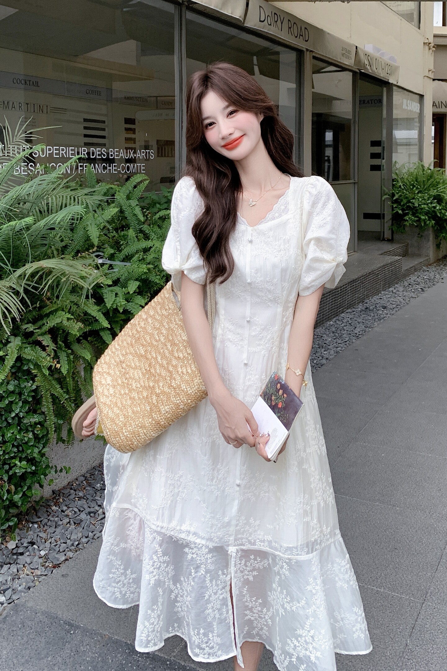 茶歇法式泡泡袖白色蕾丝连衣裙女2025夏季新款气质温柔慵懒仙女裙,女装连衣裙,2C218