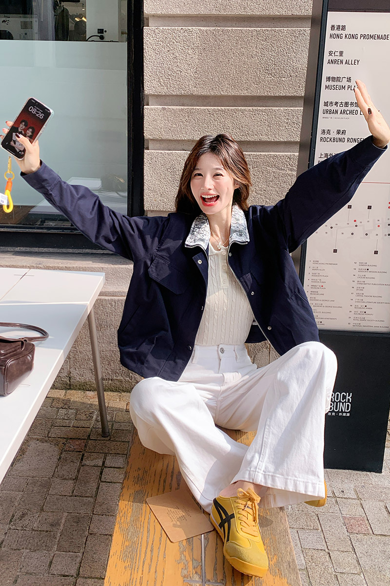 藏青色复古设计感蕾丝拼接外套女2025秋新款韩系休闲减龄百搭夹克,女装短外套,2C238