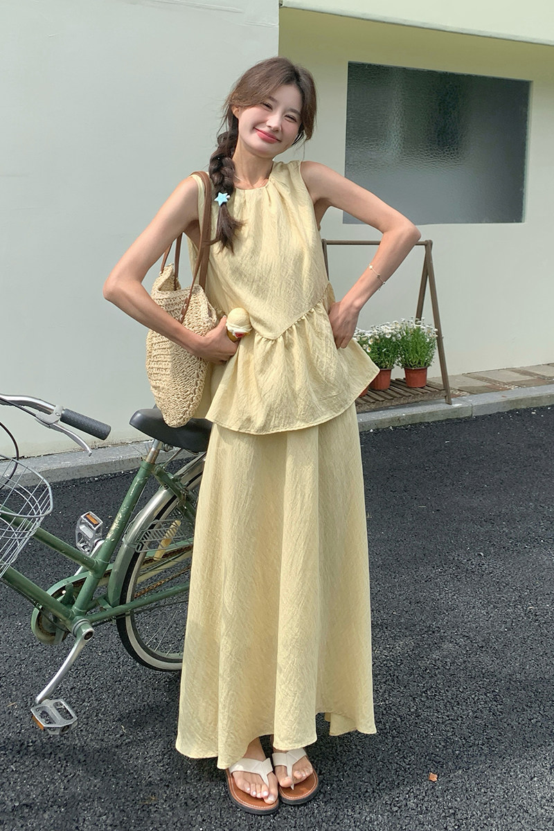 法式减龄盐系背心上衣套装女2025夏季新款显瘦高腰半身长裙两件套,女装套装/套裙,2C159