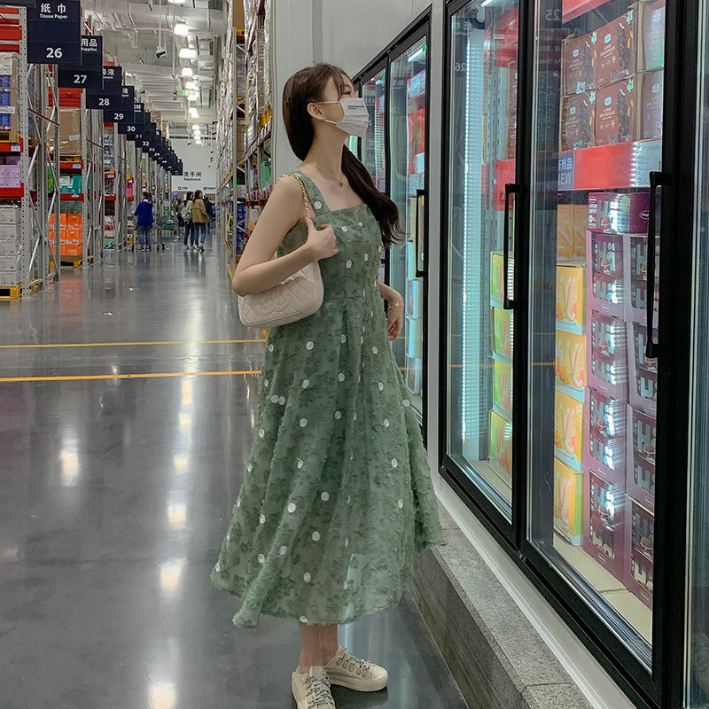 夏季新款法式茶歇设计感绿色复古高腰显瘦吊带A字连衣裙仙女长裙,女装连衣裙,2C073