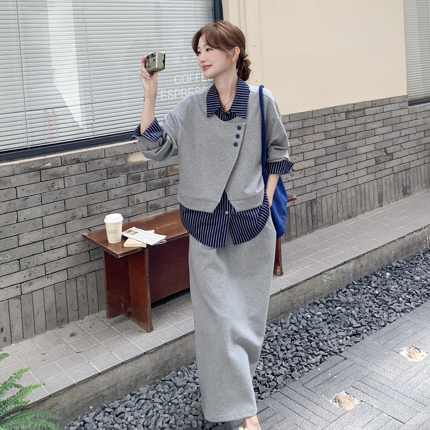 休闲条纹拼接卫衣半身裙套装女春秋巨好看大方得体两件套俏皮活泼图片